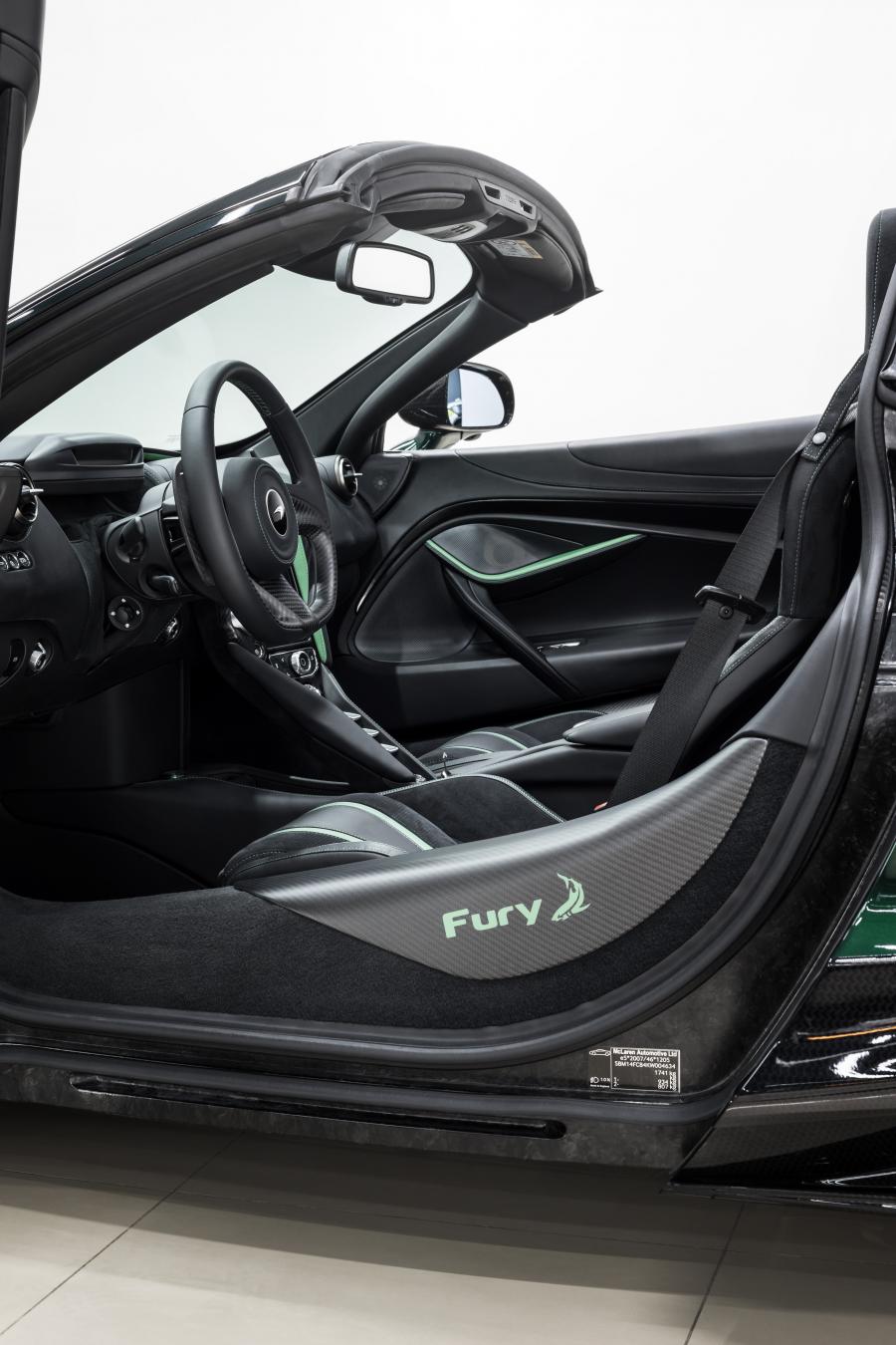 Интерьер McLaren 720S Spider Fury by TopCar 2020 года  (фото 8 из 36)